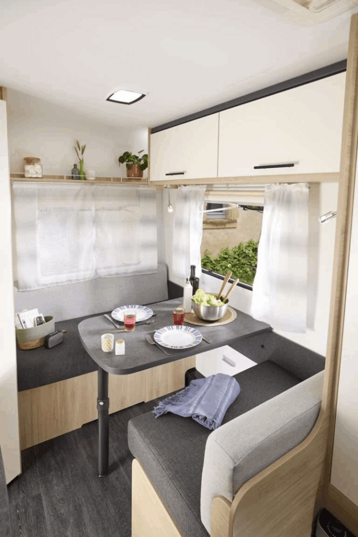 Caravelair Alba 390 lakókocsi