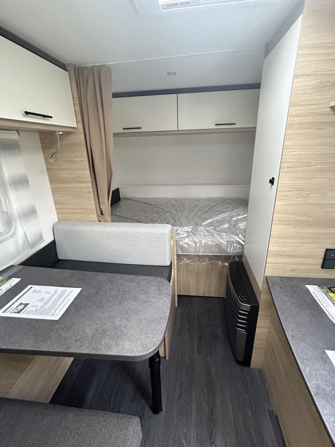 Caravelair Alba 400 Ambition Pack lakókocsi